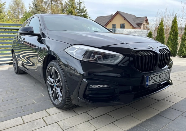 BMW Seria 1 cena 118900 przebieg: 16815, rok produkcji 2021 z Błażowa małe 562